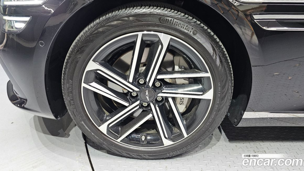 Genesis G80 Gasoline 2.5 Turbo AWD, 2025