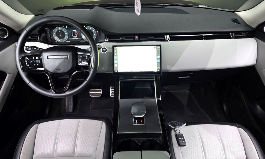Land Rover Range Rover Evoque P250 Dynamic SE, 2024