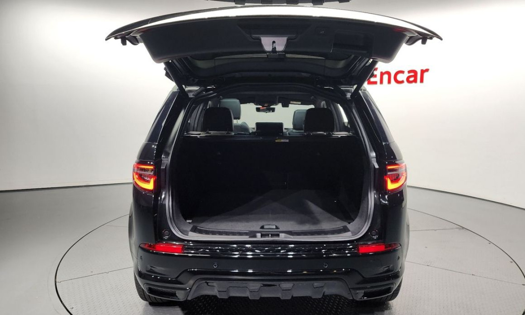 Land Rover Discovery Sport P250 Dynamic SE, 2024