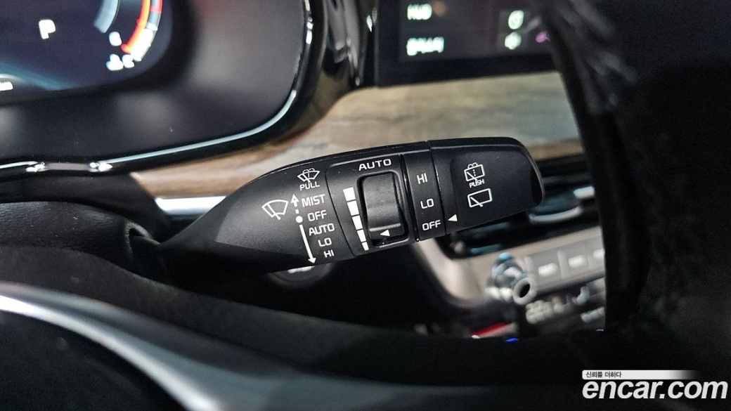 Kia Mohave Diesel 3.0 4WD 6-Seater, 2023