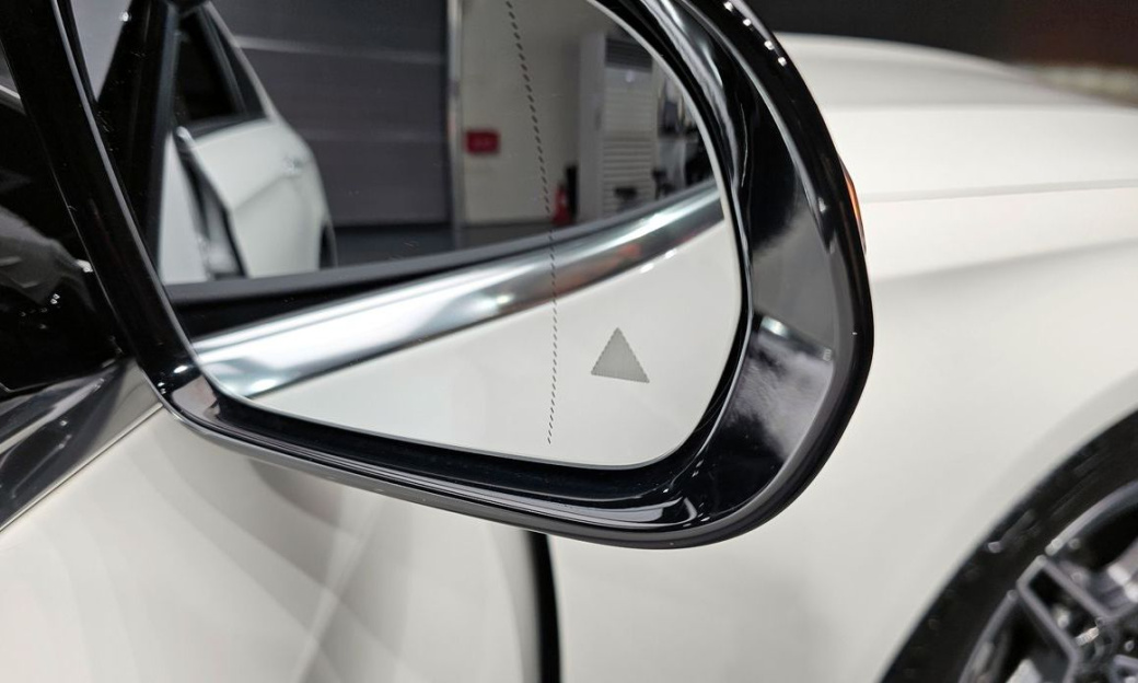 Mercedes-Benz E-Class E250 AMG Line, 2023
