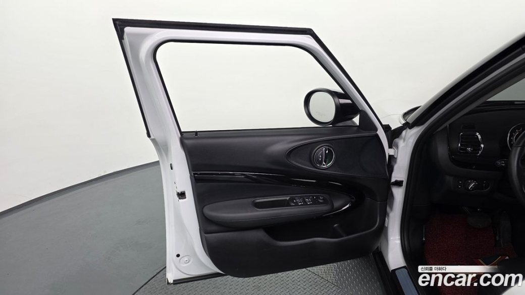 Mini Clubman Classic, 2024