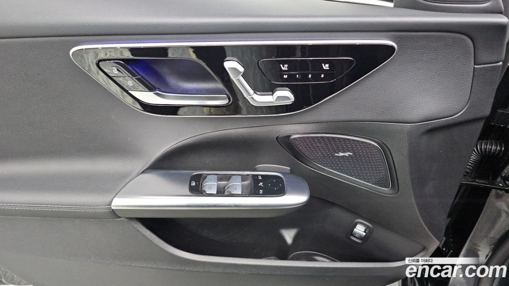 Mercedes-Benz C-Class C300 4MATIC Avantgarde, 2024