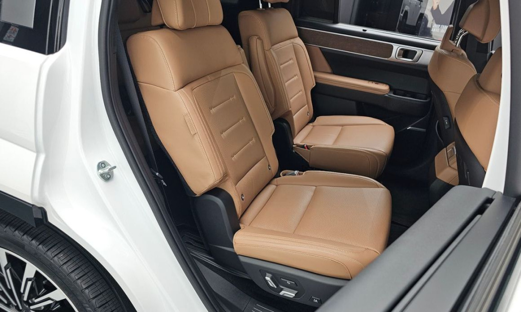 Hyundai Santafe Gasoline 2.5T 2WD, 2024