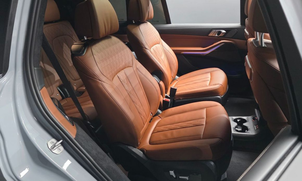 BMW X7 xDrive 40d M Sport 6STR, 2025