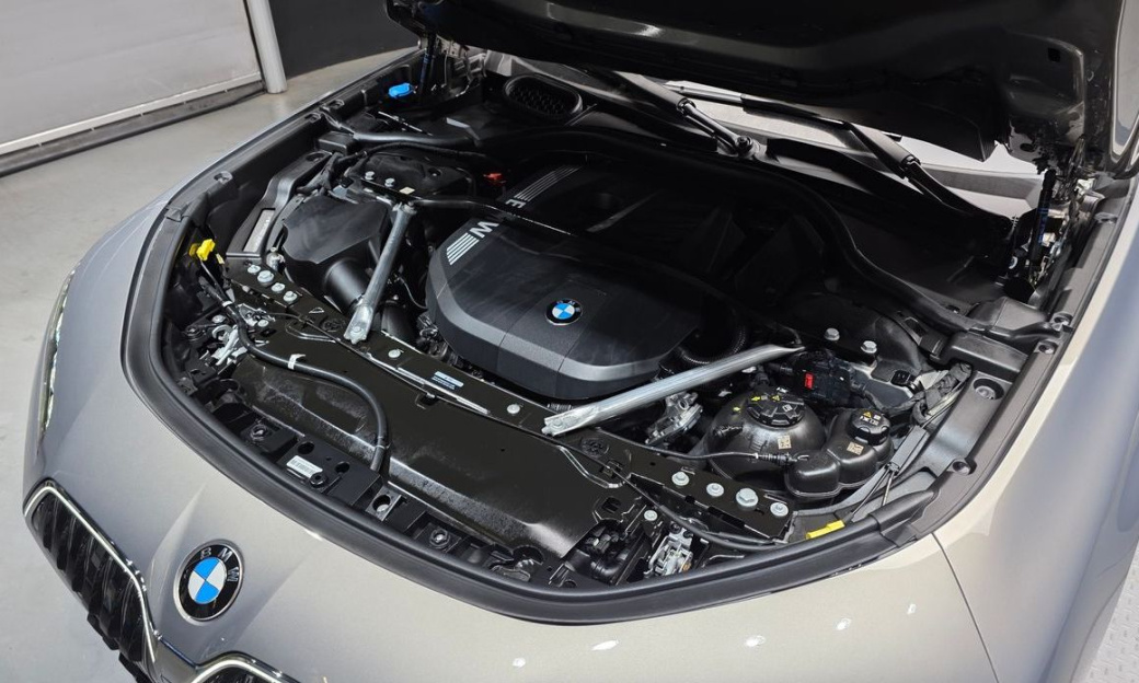BMW 7-Series 740i xDrive M Sport Limited, 2025