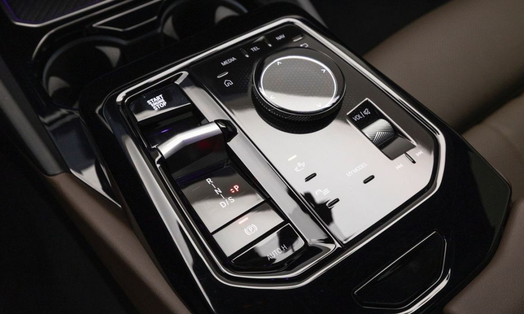 BMW 5-Series 520i M Sport, 2024