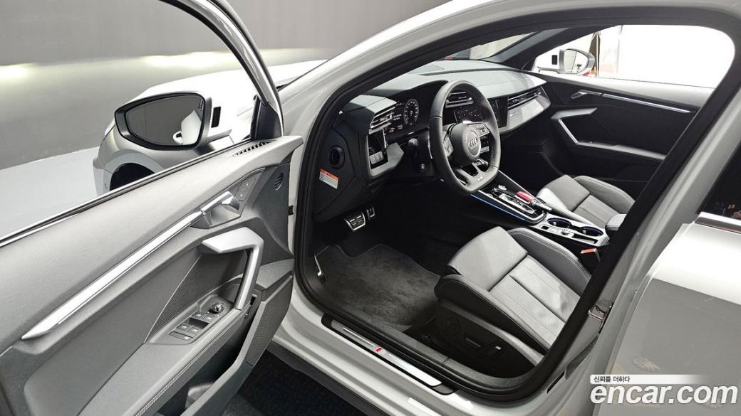Audi A3 40 TFSI Premium, 2025