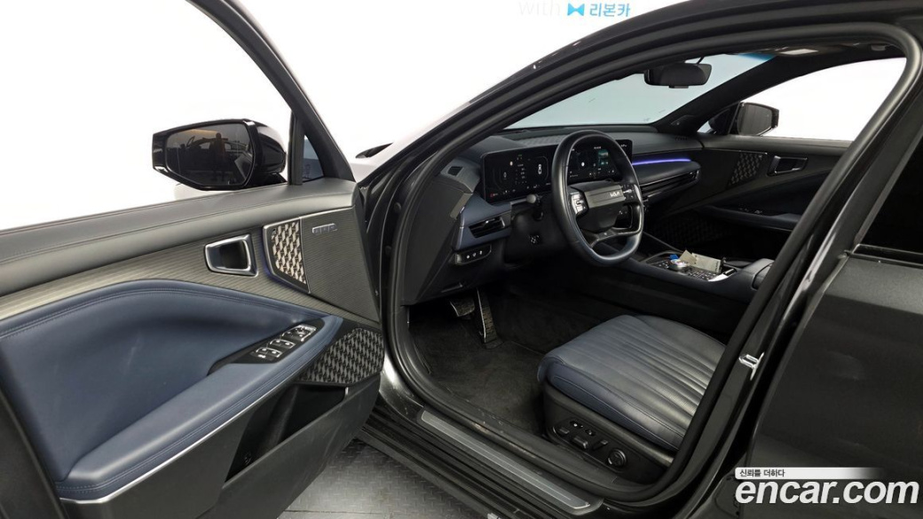 Kia K8 2.5 Gasoline 2WD, 2025