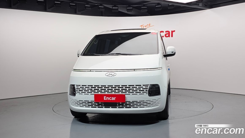 Hyundai Staria Tourer 9-Seater, 2023