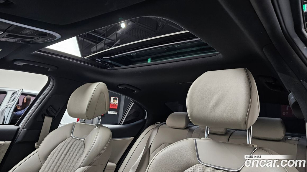 Genesis G70 Gasoline 2.0T 4WD, 2022