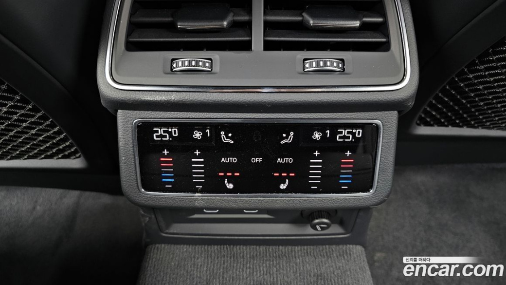 Audi A6 45 TFSI Premium, 2025