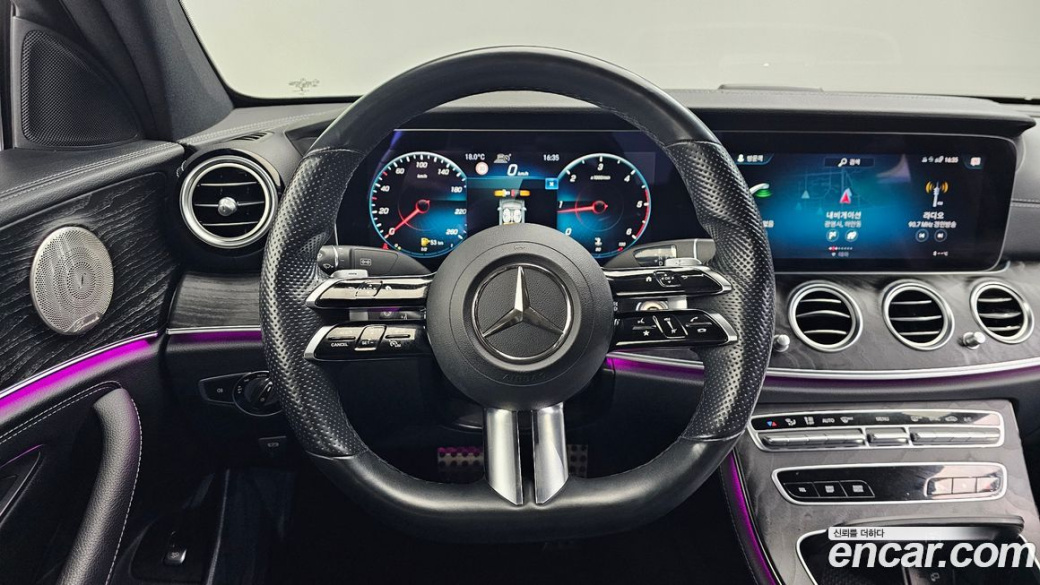 Mercedes-Benz E-Class E220d 4MATIC AMG Line, 2022