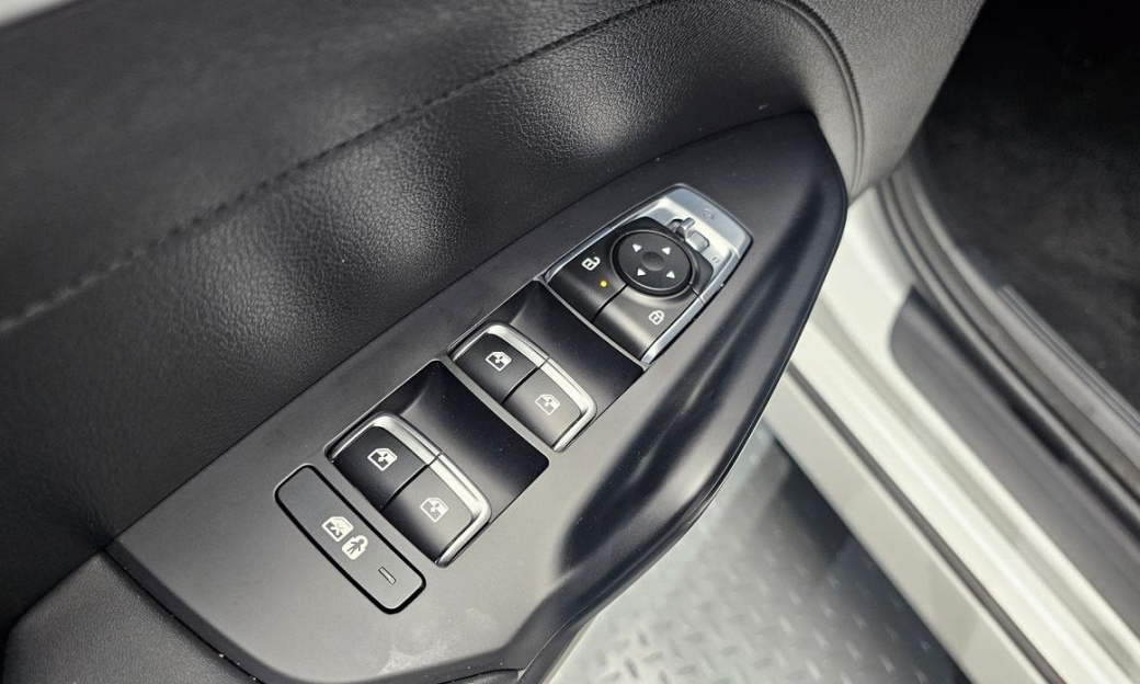 Kia K5 2.0, 2024