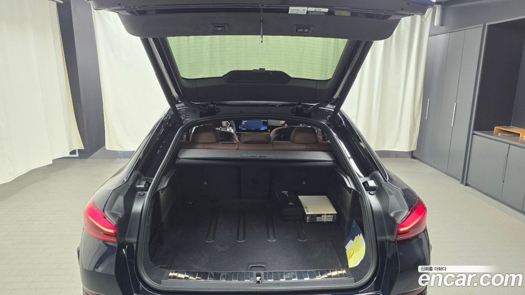 BMW X6 xDrive40i M Sport, 2025