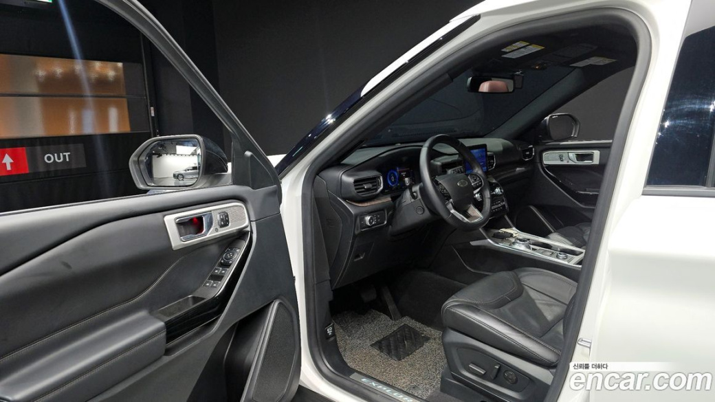 Ford Explorer 3.0 Platinum 4WD, 2022