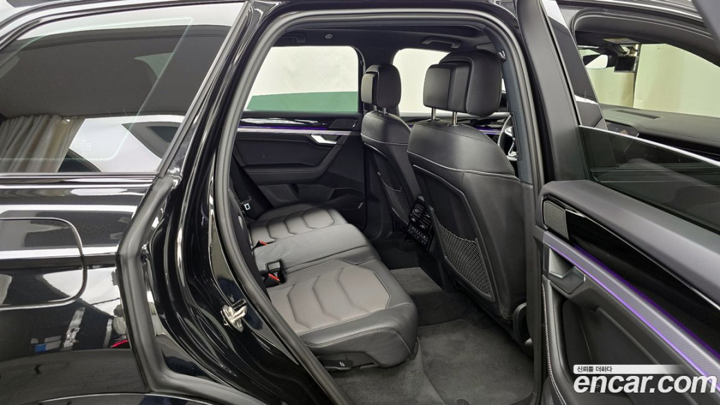 Volkswagen Touareg 3.0 TDI R-Line, 2023