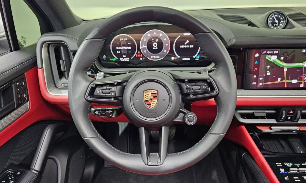 Porsche Cayenne 3.0, 2025