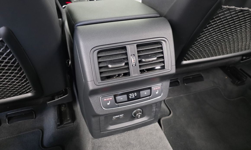 Audi Q5 45 TFSI Quattro Premium, 2022