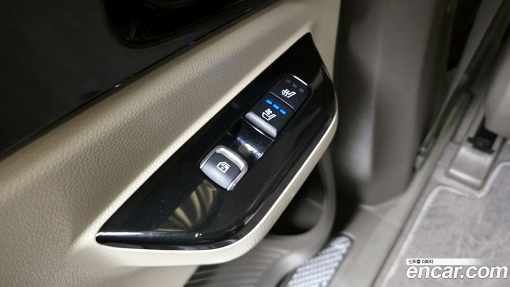 Kia Carnival 7-Seater Hi-Limousine, 2022
