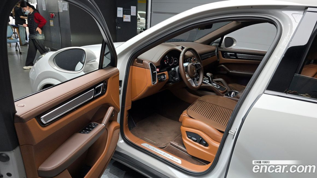 Porsche Cayenne 3.0 COUPE PLATINUM EDITION, 2023