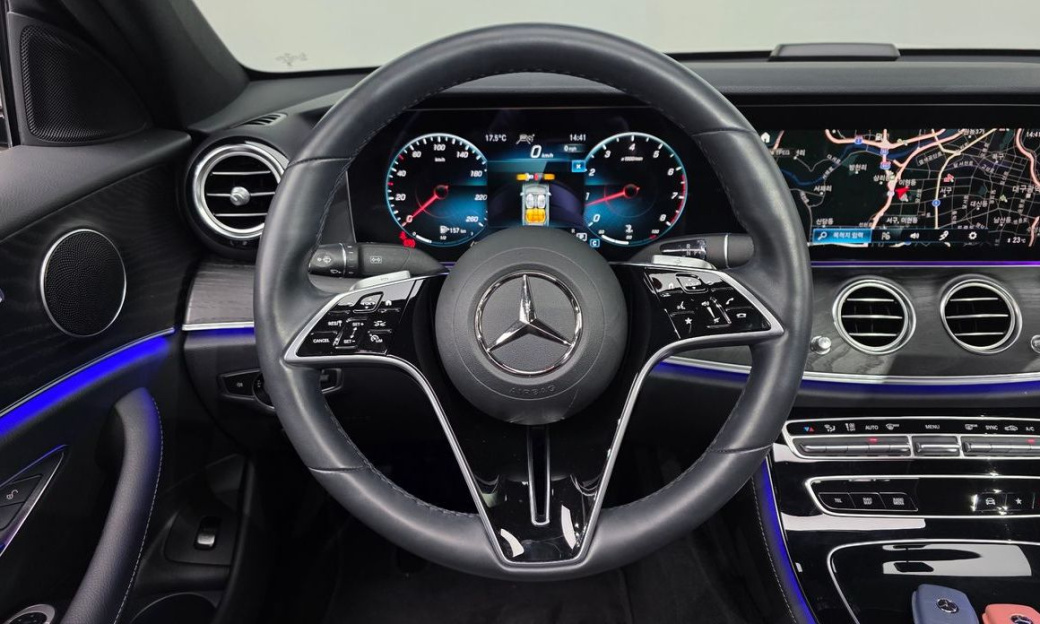 Mercedes-Benz E-Class E250 Avantgarde, 2023