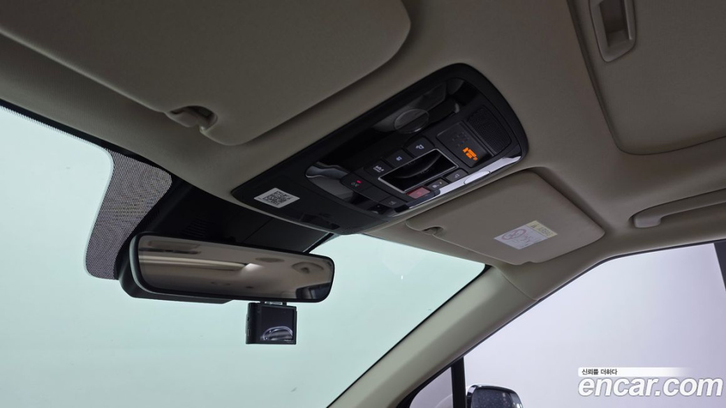 Kia Carnival 9-Seater Noblesse, 2023