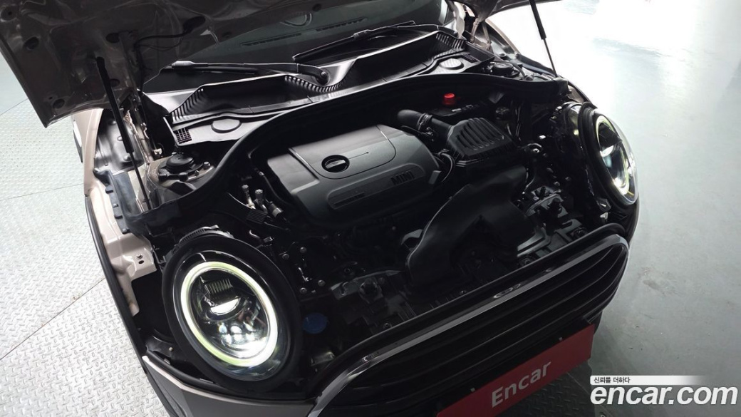 Mini Clubman Classic, 2024