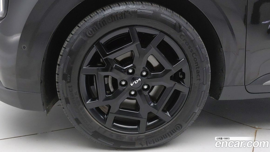 Kia Carnival 7-Seater Gravity, 2025
