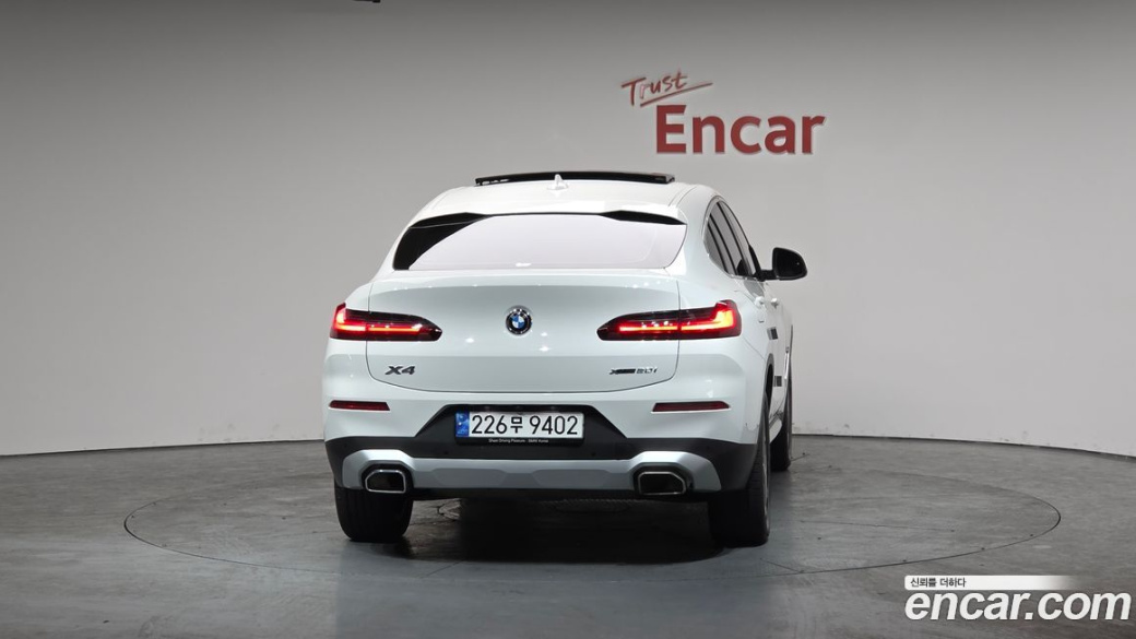 BMW X4 xDrive20i xLine, 2023