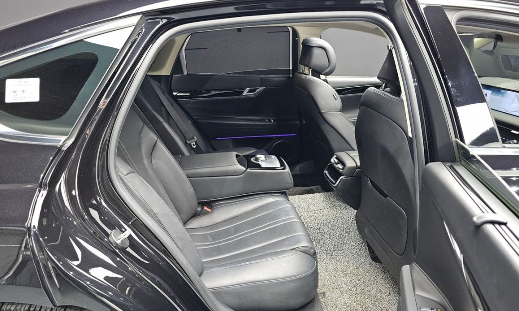 Genesis G80 Gasoline 2.5 Turbo AWD, 2025