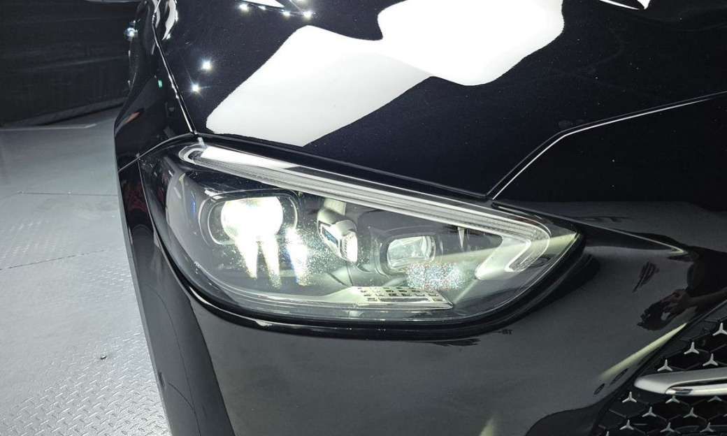 Mercedes-Benz C-Class C300 4MATIC AMG Line, 2024