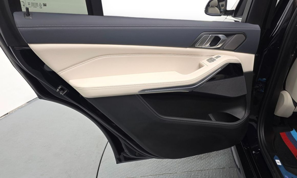 BMW X7 M50i 6STR, 2022