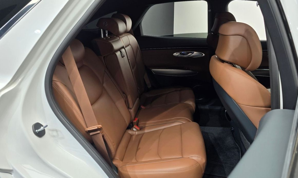 Genesis GV70 2.5T Gasoline 2WD, 2023