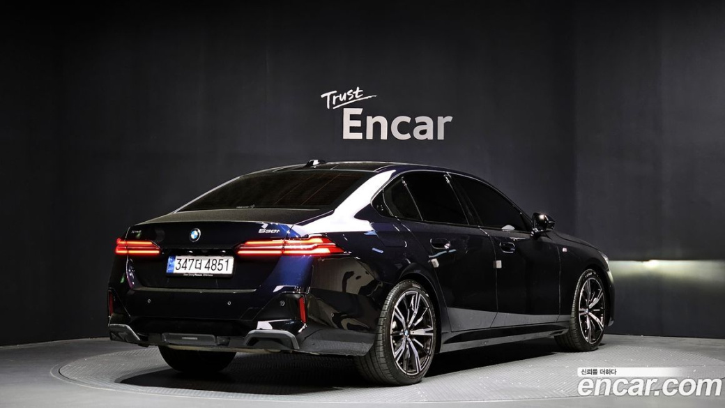 BMW 5-Series 530i xDrive M Sport, 2024