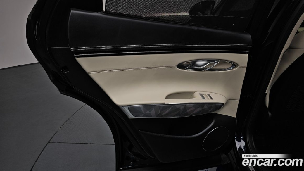 Genesis GV70 2.5T Gasoline 2WD, 2024