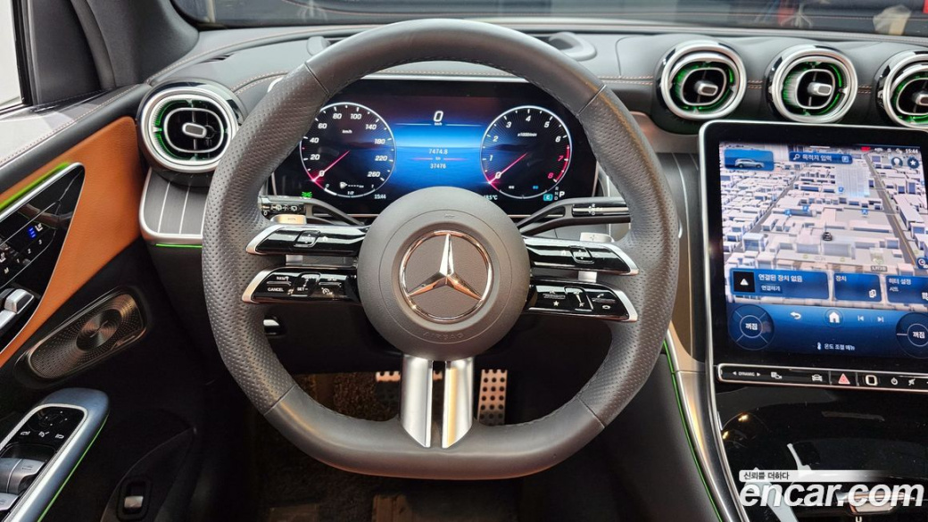 Mercedes-Benz GLC-Class GLC300 4MATIC AMG Line, 2023