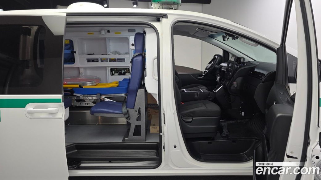 Hyundai Staria Ambulance, 2024