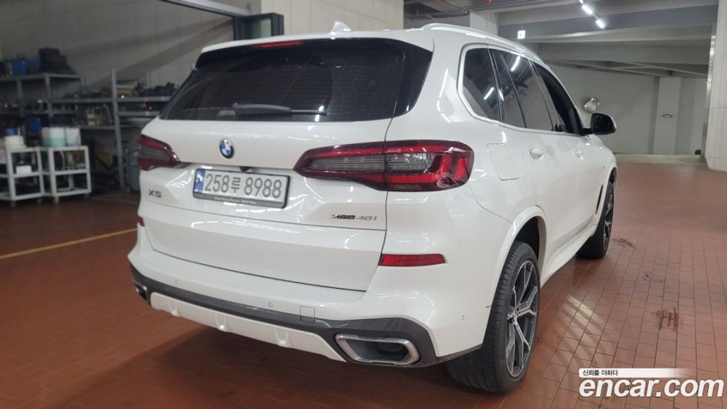 BMW X5 xDrive 40i M Sport, 2022