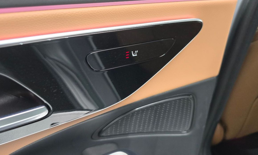 Mercedes-Benz E-Class E200 Avantgarde, 2025