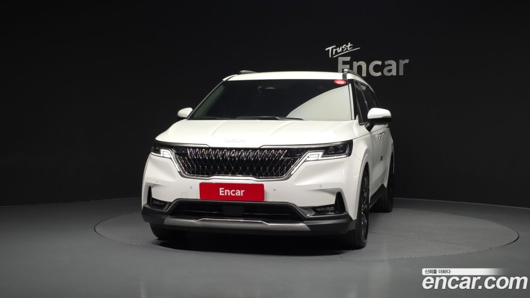 Kia Carnival 9-Seater Signature, 2023