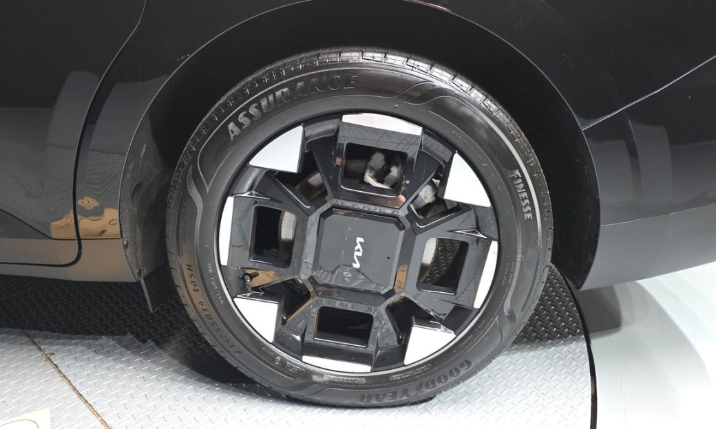 Kia Carnival 9-Seater Noblesse, 2025