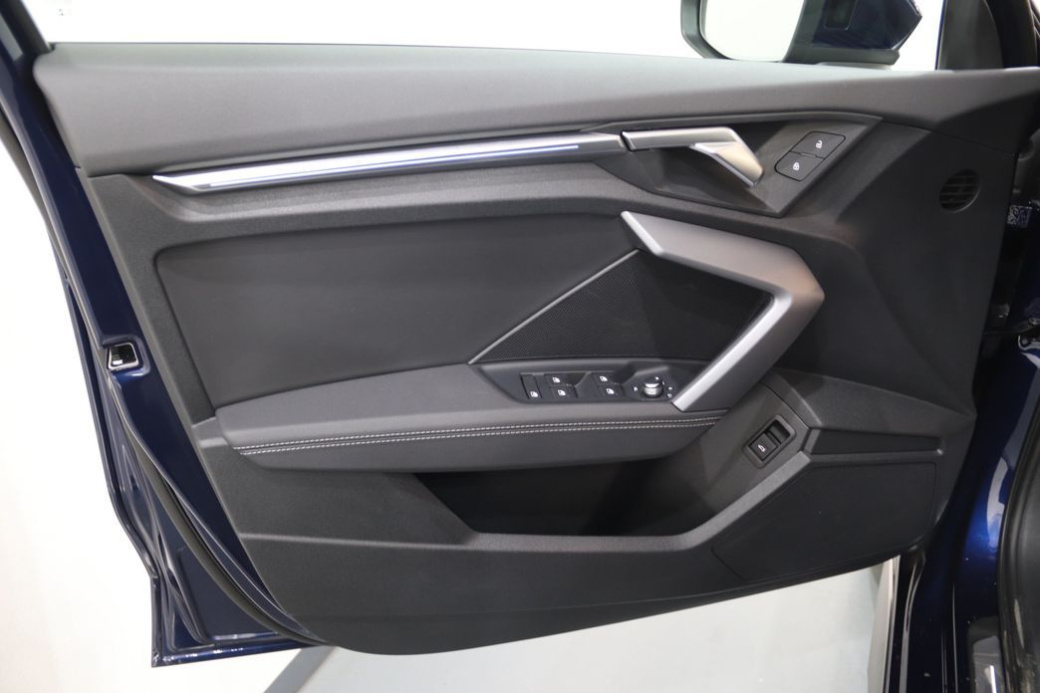 Audi A3 40 TFSI Premium, 2025