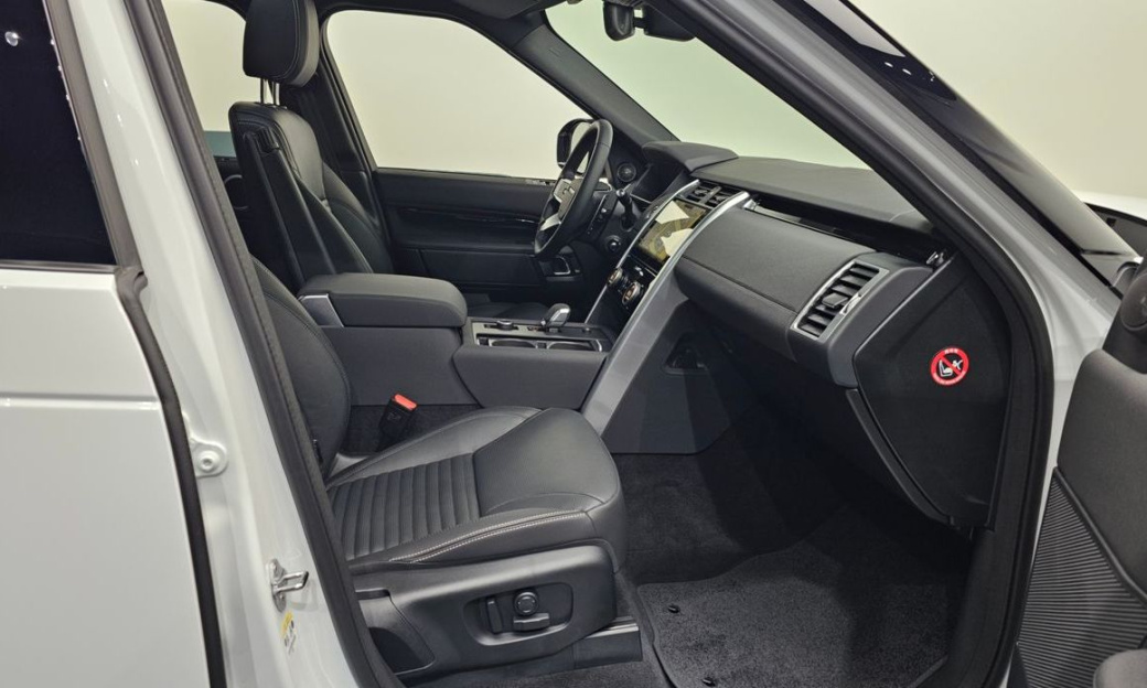 Land Rover Discovery D250 S, 2025