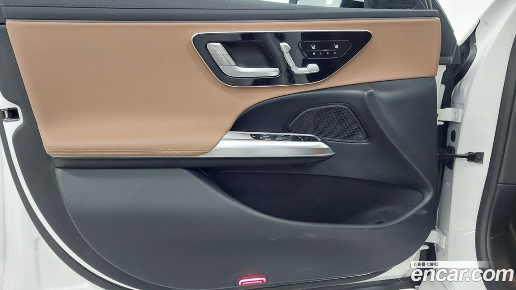 Mercedes-Benz E-Class E200 AMG Line, 2026