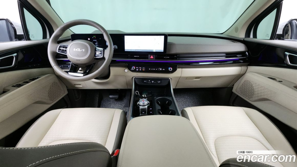 Kia Carnival 9-Seater Signature, 2025
