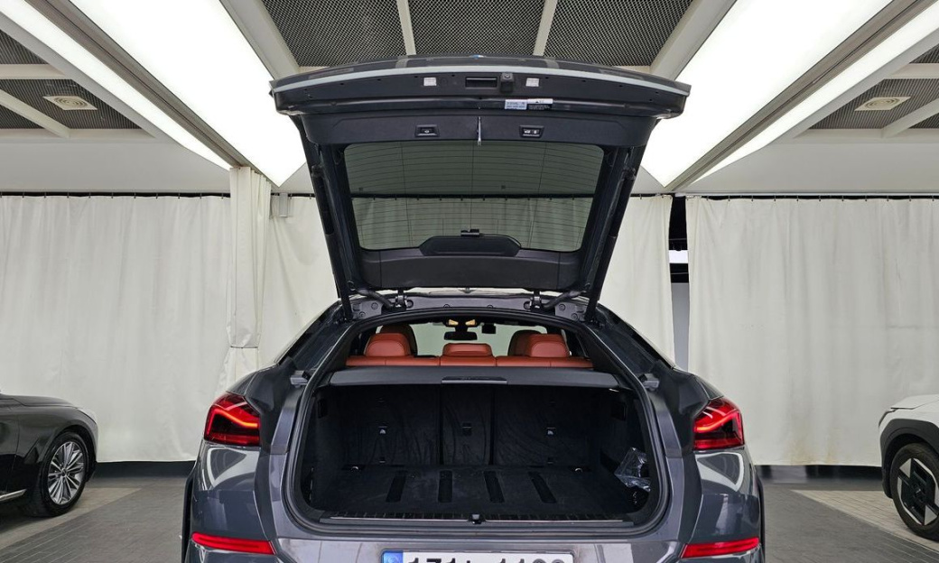 BMW X6 xDrive40d M Sport Online Exclusive, 2022