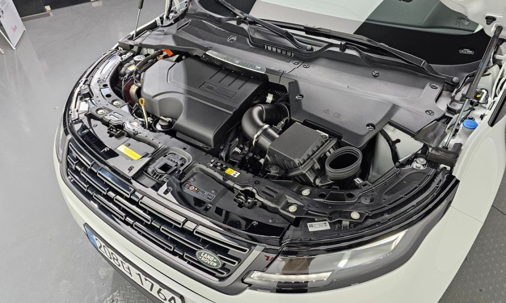 Land Rover Range Rover Evoque P250 S, 2025