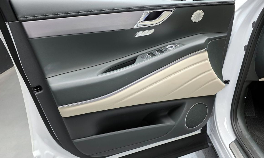 Genesis GV80 2.5T Gasoline 2WD, 2025