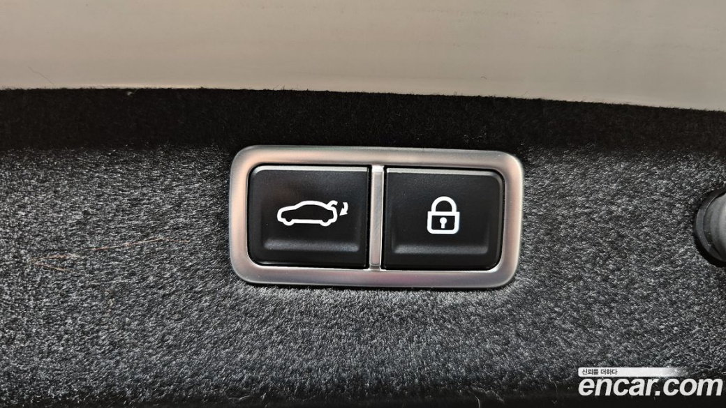 Genesis G70 Gasoline 2.0T 2WD, 2022